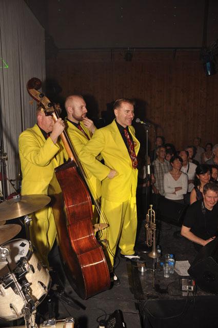 min 2011 01 08 station danse 544